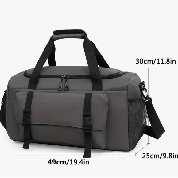 Large Capacity Black Sports Messenger Bag - Picture 2 of 6